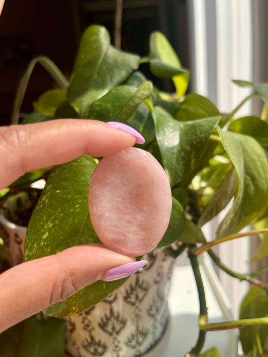 Rose Quartz Worrystone